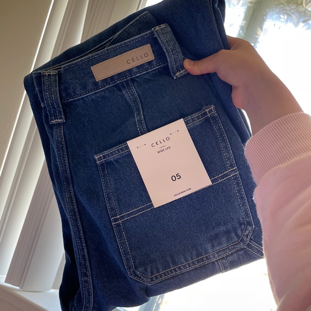 NEW Paparazzi High Rise 90’s Utility Jean- Medium Blue Wash